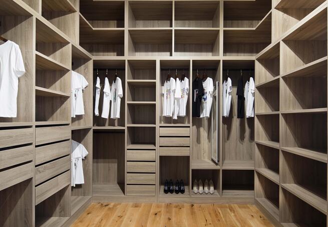 衣帽間裝修設(shè)計的5個小技巧